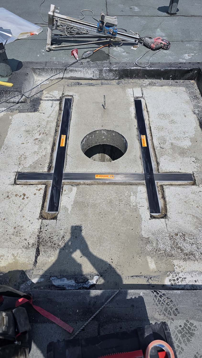 PHOTO D'UN RENFORCEMENT CARBONE EN EXTÉRIEUR - ENTREPRISE STAMPER